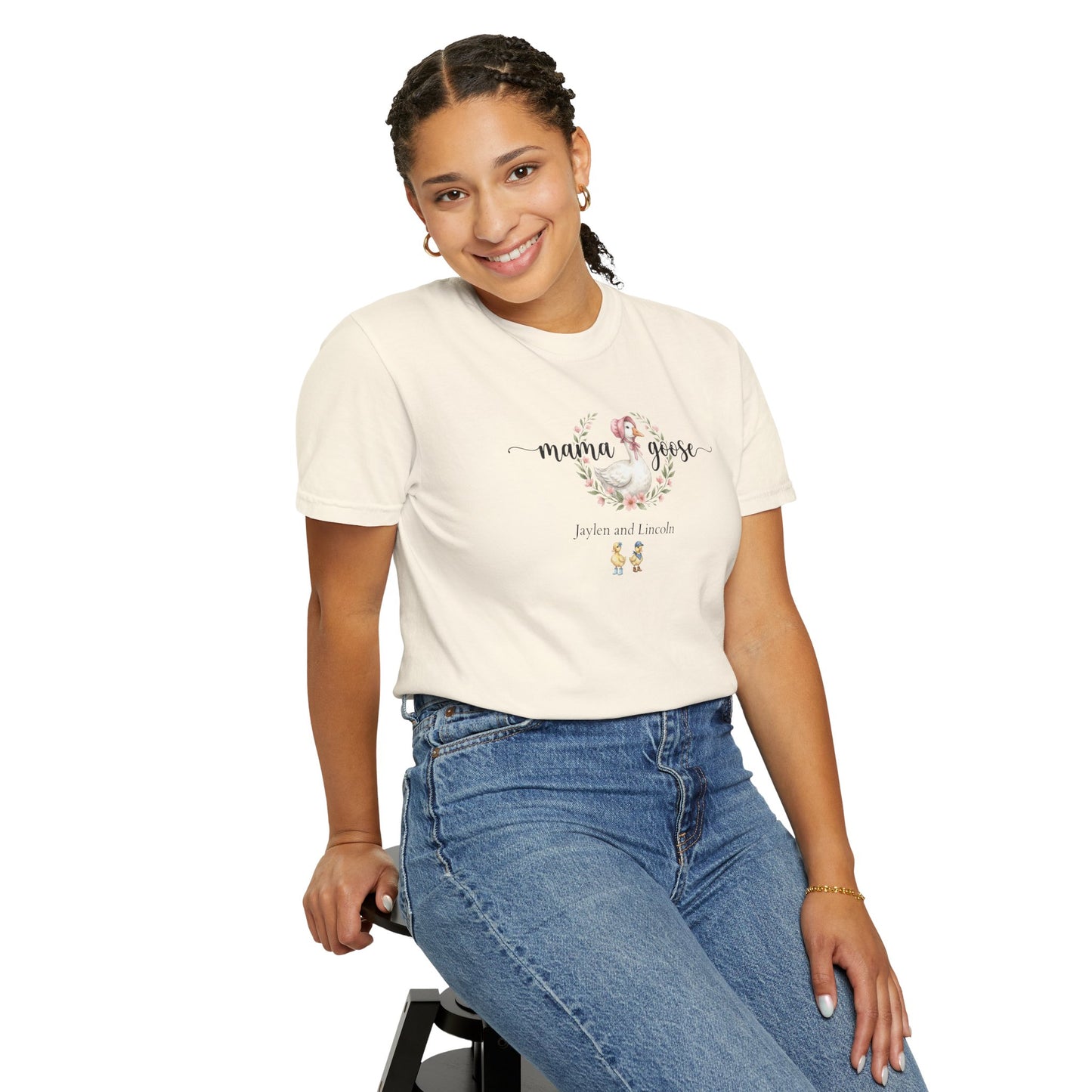 Mama Goose Custom Name T-Shirt — Personalized Mom Script Graphic Tee