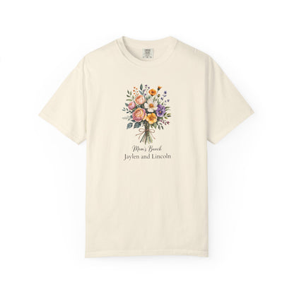 Mom's Bunch Custom Name T-Shirt — Personalized Mom Script Graphic Tee